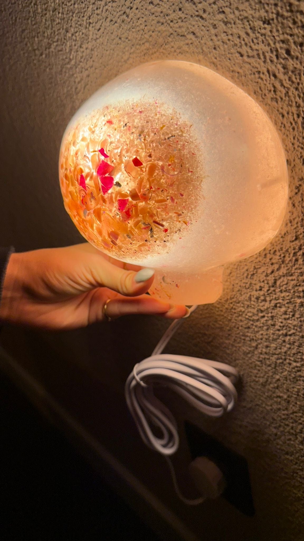 Gemnails light bulb